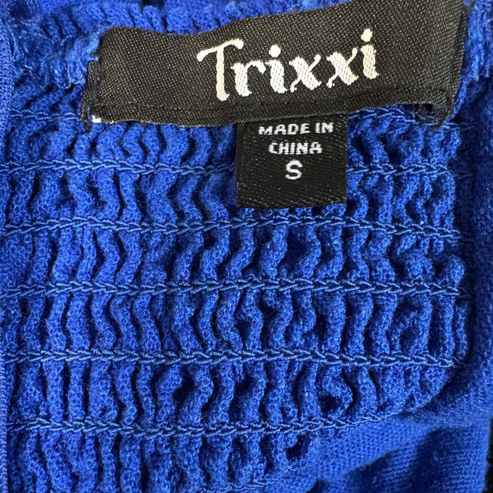 Trixxi Linen Blend Twist Front Keyhole Midi Dress in Cobalt Blue. Size Small - Picture 6 of 8